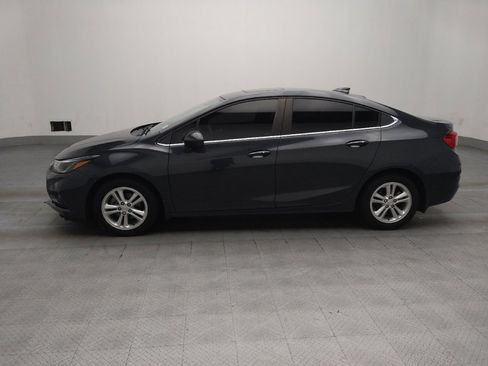 Used 2018 Chevrolet Cruze LT w/ Sun And Sound Package image 2