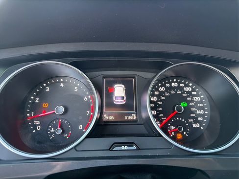 Used 2021 Volkswagen Tiguan S image 16