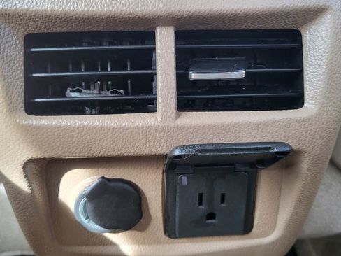 Used 2015 Cadillac ATS Luxury w/ Sun And Sound Package image 25