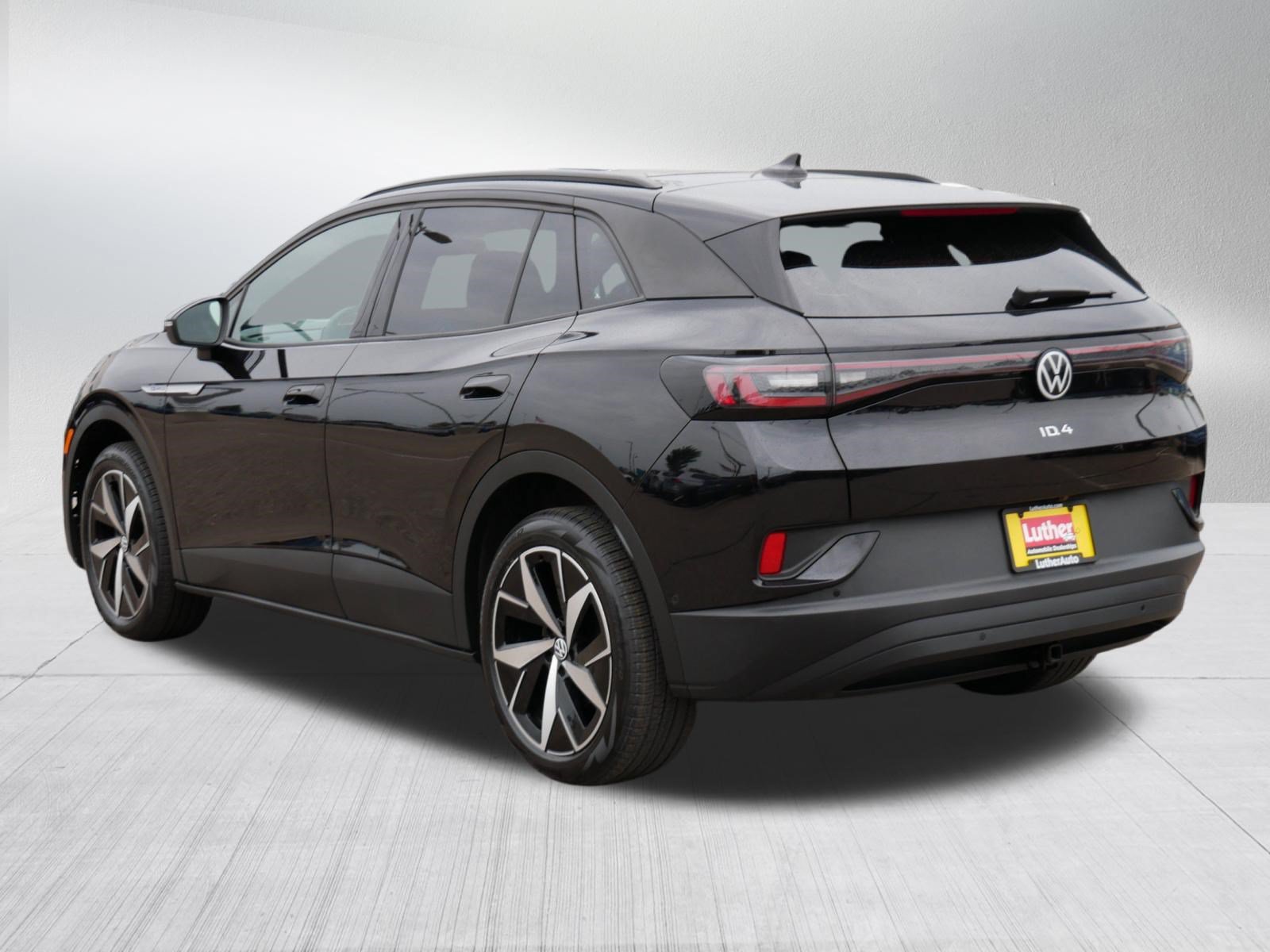 Used 2023 Volkswagen ID.4 Pro S AWD/4WD image 6