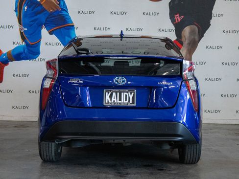 Used 2016 Toyota Prius Two image 22