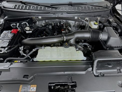 Used 2025 Lincoln Navigator Reserve image 32