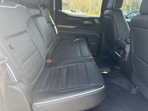Used 2024 GMC Sierra 1500 AT4X w/ AT4X AEV Edition image 20