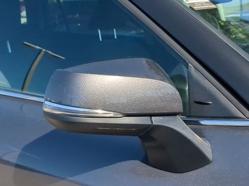 Used 2024 Toyota Highlander LE image 12