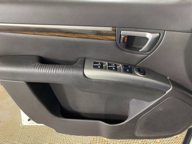 Used 2010 Hyundai Santa Fe Limited AWD/4WD image 29