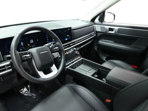 Used 2024 Hyundai Santa Fe XRT image 2