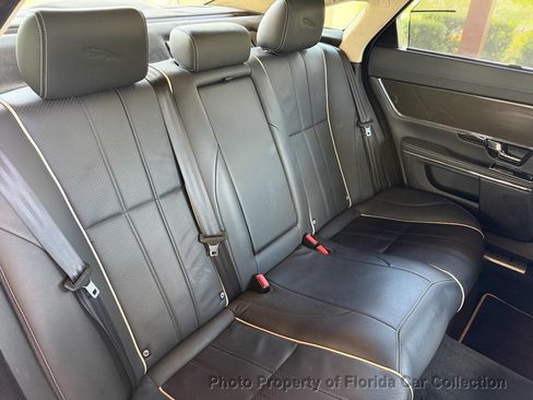 Used 2011 Jaguar XJ L RWD image 38