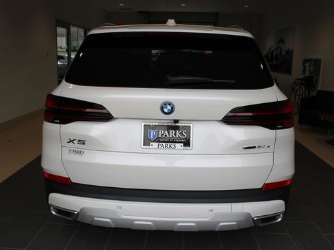 New 2026 BMW X5 xDrive50e AWD/4WD image 25