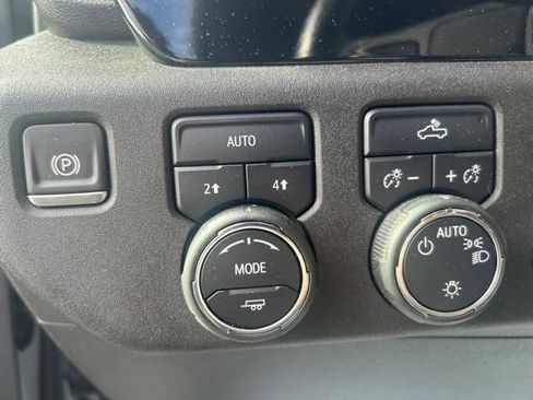 Used 2024 Chevrolet Silverado 1500 LT AWD/4WD image 20