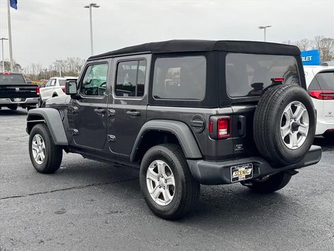 Used 2021 Jeep Wrangler Unlimited Sport S image 5