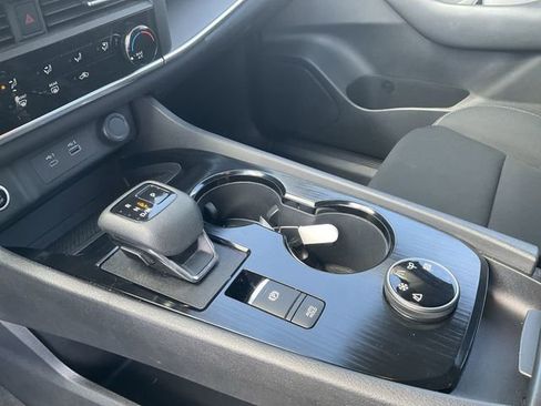 Certified 2023 Nissan Rogue S image 26