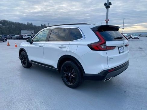 Certified 2025 Honda CR-V Sport-L image 10