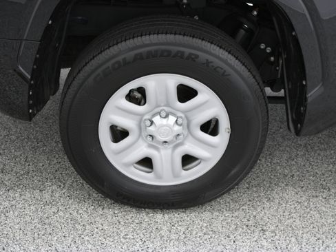 Used 2023 Toyota Tundra SR w/ SR Tow Package RWD image 6