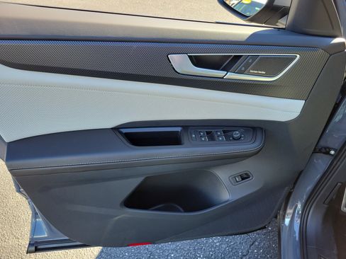 New 2026 Volkswagen Atlas Cross Sport SEL Premium R-Line image 22