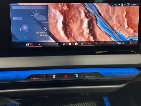 Used 2025 BMW X3 xDrive30i w/ M Sport Package image 26