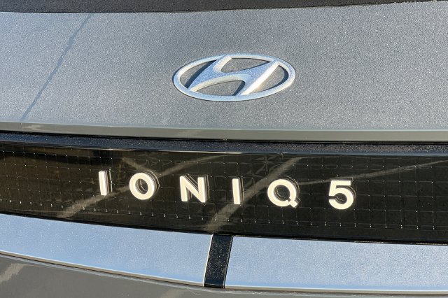 Certified 2024 Hyundai Ioniq 5 SEL RWD image 36