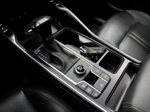 Used 2025 Kia Sorento S w/ Panoramic Sunroof Package FWD image 35