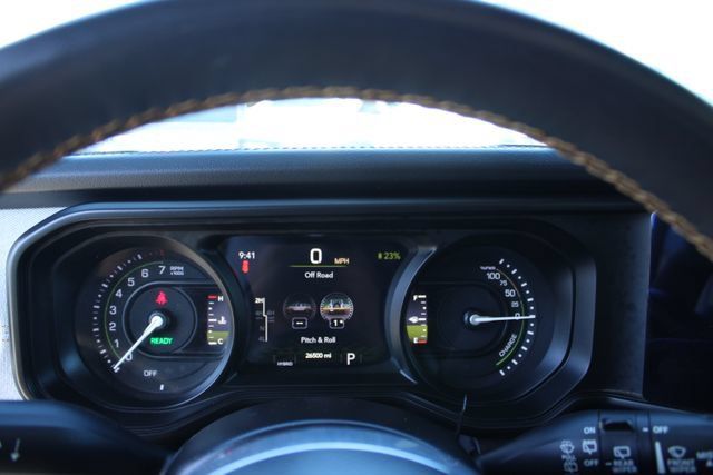 Used 2024 Jeep Wrangler Unlimited Sahara AWD/4WD image 21