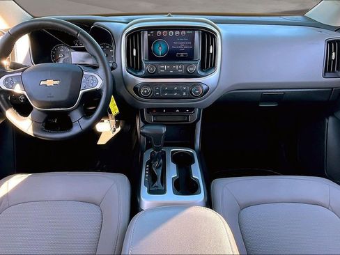 Used 2018 Chevrolet Colorado LT w/ LT Convenience Package image 8