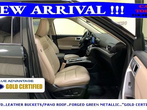 Certified 2022 Ford Explorer XLT w/ Equipment Group 202A image 12