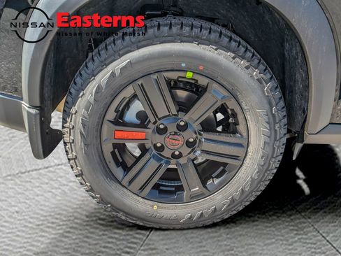 New 2026 Nissan Rogue SV AWD/4WD image 25