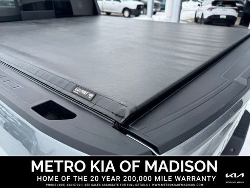 Used 2020 Chevrolet Silverado 1500 RST image 11