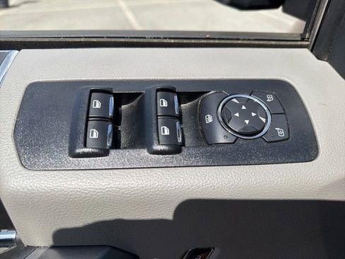 Used 2017 Ford F150 XLT w/ Equipment Group 302A Luxury image 15