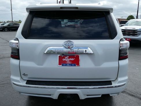 Used 2019 Toyota 4Runner 4WD image 6