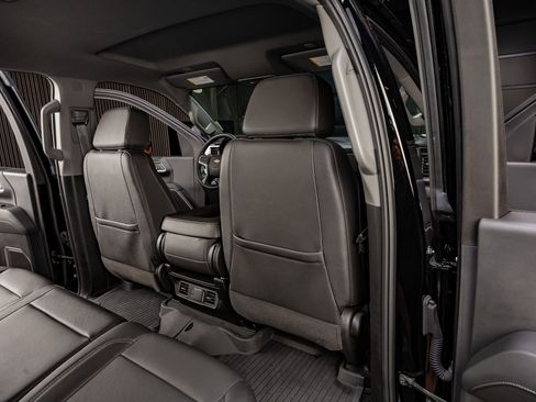 Used 2025 Chevrolet Silverado 2500 LT w/ Safety Package image 33