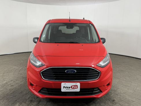 Used 2022 Ford Transit Connect XLT image 2