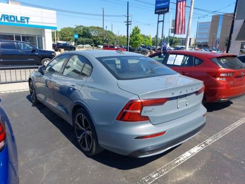 Used 2024 Volvo S60 B5 Core FWD image 3