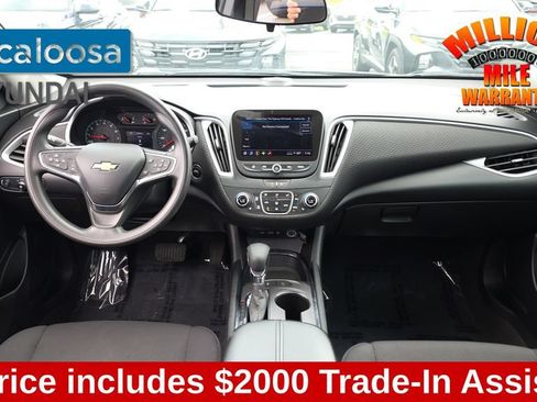 Used 2024 Chevrolet Malibu LT FWD image 25