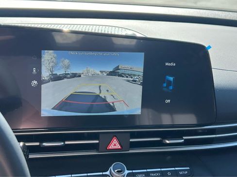 New 2026 Hyundai Elantra Limited FWD image 35