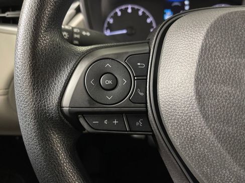 Certified 2024 Toyota Corolla Cross L image 26