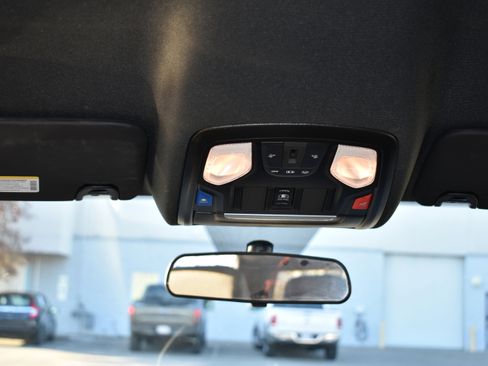 Used 2024 RAM 2500 Tradesman w/ Chrome Appearance Group image 26