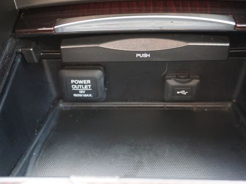 Used 2016 Acura TLX FWD image 27