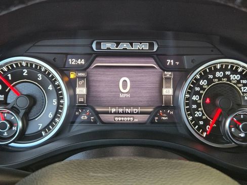 Used 2022 RAM 1500 Laramie AWD/4WD image 24