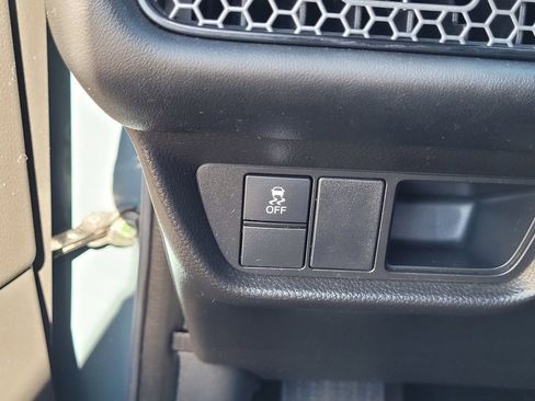 Used 2025 Honda HR-V Sport image 16