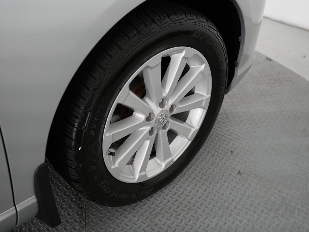 Used 2012 Toyota Venza LE FWD image 53