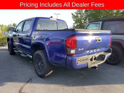 Used 2022 Toyota Tacoma SR5 w/ Technology Package AWD/4WD image 2