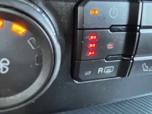 Used 2020 Ford F150 XLT w/ Equipment Group 302A Luxury image 18