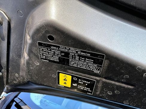 Used 2020 Volvo XC60 T5 Inscription w/ Protection Package Premier image 31