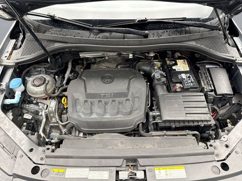 Used 2021 Volkswagen Tiguan SE R-Line AWD/4WD image 28
