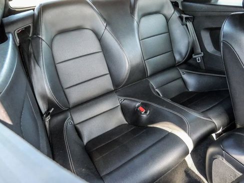 Used 2022 Ford Mustang Premium RWD image 37