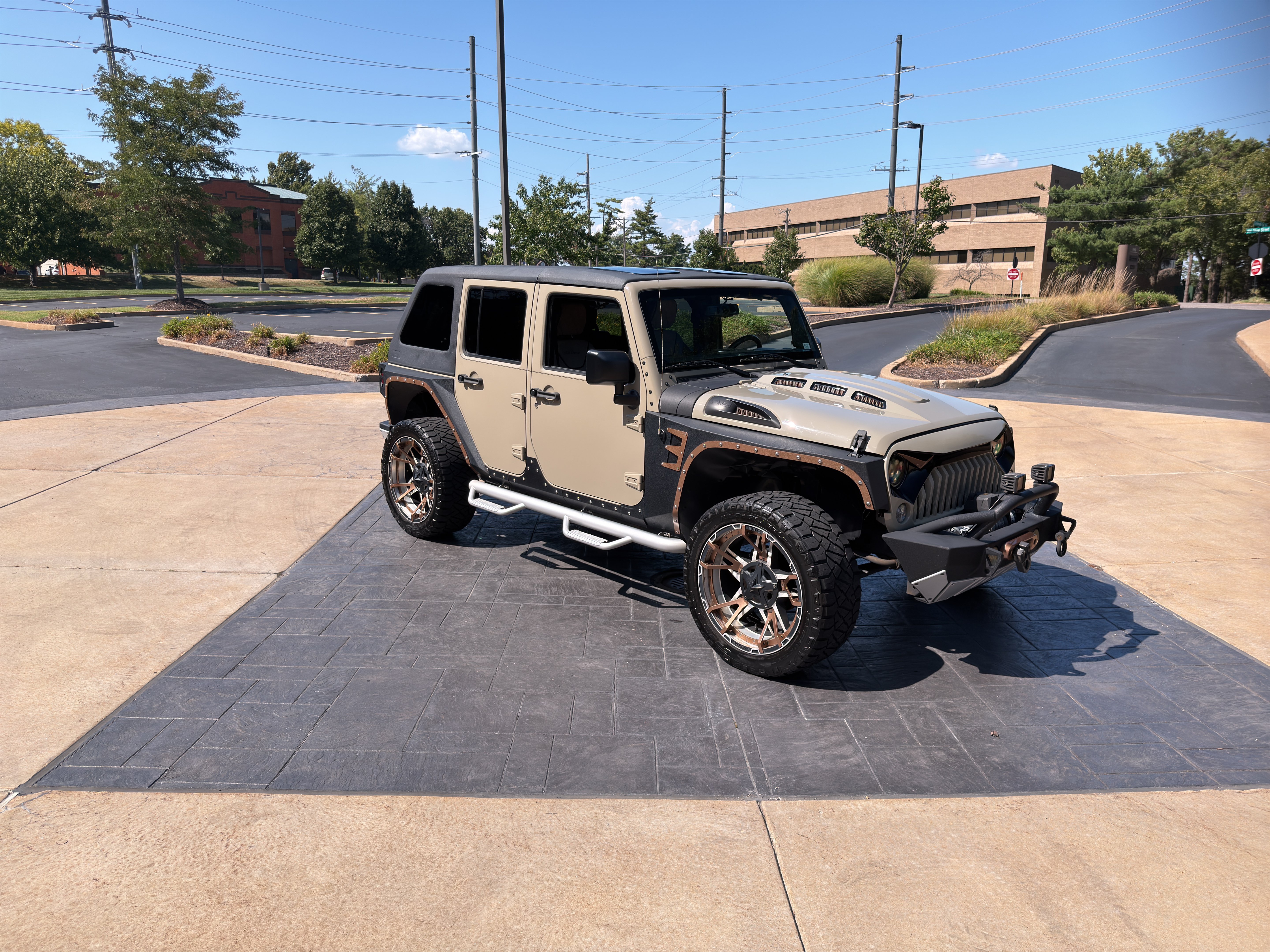 Used 2018 Jeep Wrangler Unlimited Sport S AWD/4WD image 7