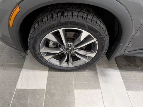 Used 2023 INFINITI QX60 Luxe w/ Cargo Package AWD/4WD image 7