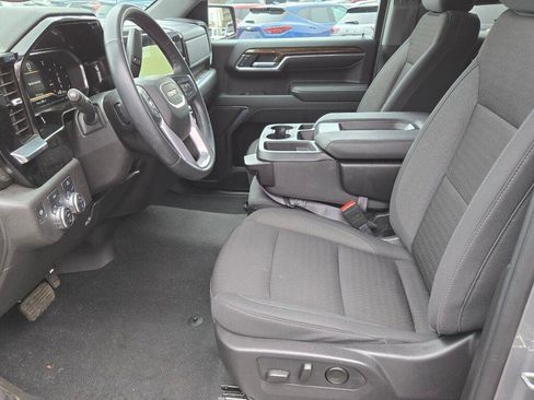 Used 2024 GMC Sierra 1500 Elevation image 14
