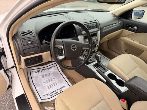 Used 2010 Mercury Milan image 12