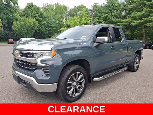 Used 2025 Chevrolet Silverado 1500 LT w/ Protection Package AWD/4WD image 3