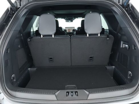 Used 2025 Ford Explorer ST w/ Sun And Sound Package image 20